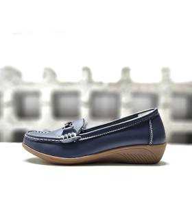 zapatos mujer azul marino cuña piel pespunte claro