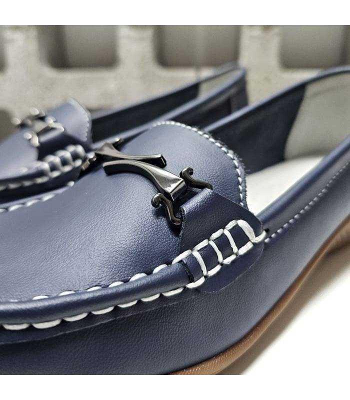 detalle hebilla mocasínes azul mujer piel Vicmart