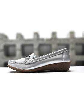 zapatos mocasín mujer plateado hebilla piel Vicmart