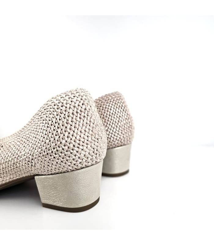 zapato ancho mujer platino vista trasera Doctor Cutillas