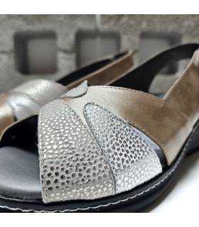 Sandalia beige cuña mujer Doctor Cutillas detalle combinacion pieles