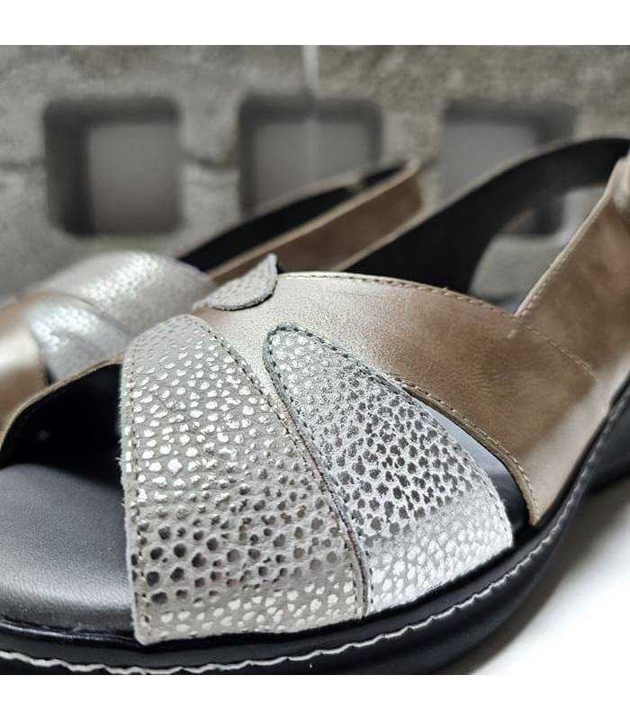 Sandalia beige cuña mujer Doctor Cutillas detalle combinacion pieles