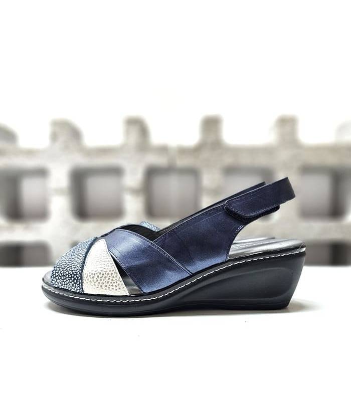 Sandalias mujer Doctor Cutillas piel azul con cuña vista perfil