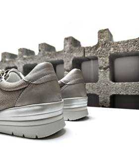 trasera de los zapatos comodos anchos de verano fabricados por Lumel