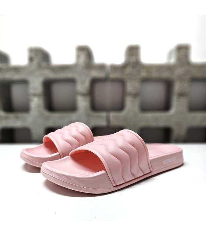 Chancla de piscina rosa para mujer Nicoboco con diseño ondulado