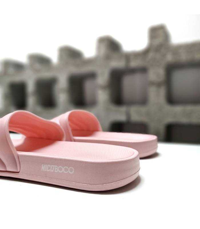 Chancla mujer Nicoboco en rosa vista trasera con plataforma cómoda