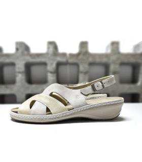 Sandalia mujer beige Suave by Leyland vista medio perfil con plantilla extraíble