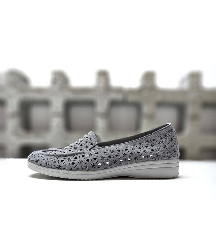 mocasín alpargata gris mujer cuña baja de perfil