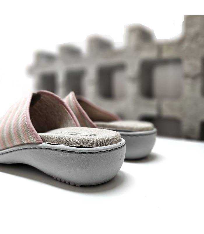 Zapatilla descalza mujer cuña rayas Plumaflex vista trasera diseño verano