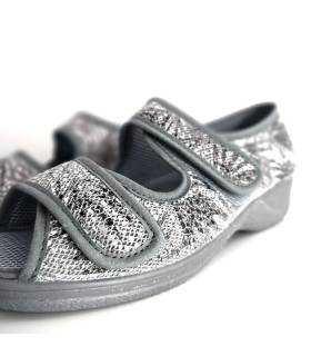 Detalle tejido elástico azul estampado zapatilla mujer Cutillas gris