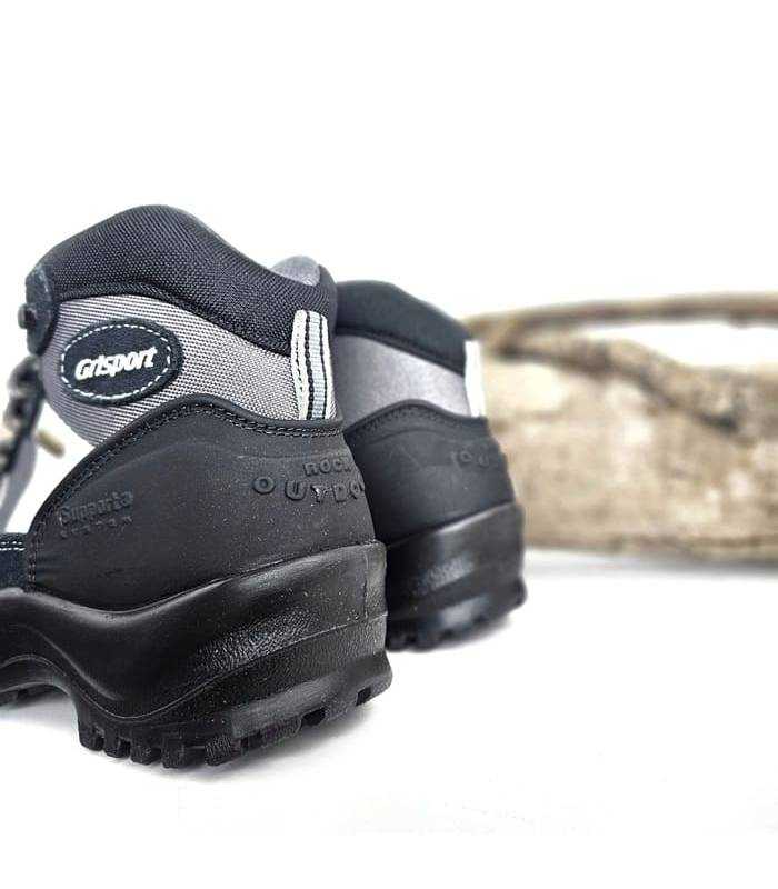 bota outdoor mujer caña alta, vista trasera