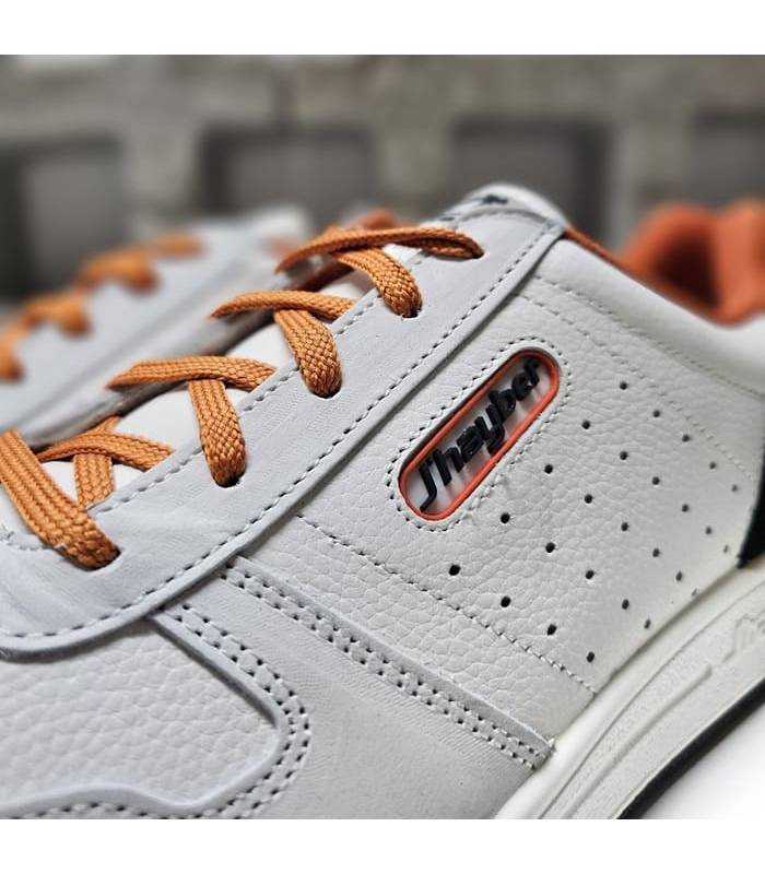 Deetalle del cierre de las zapatillas deportivas de cordones Rolang Garros