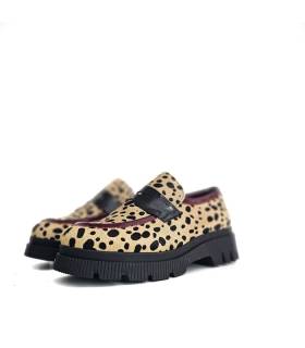 Mocasines mujer Alicia Nival suela track animal print, vista de medio perfil