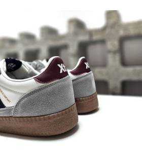 zapatillas deportivas blancas Xti hombre vista trasera completa