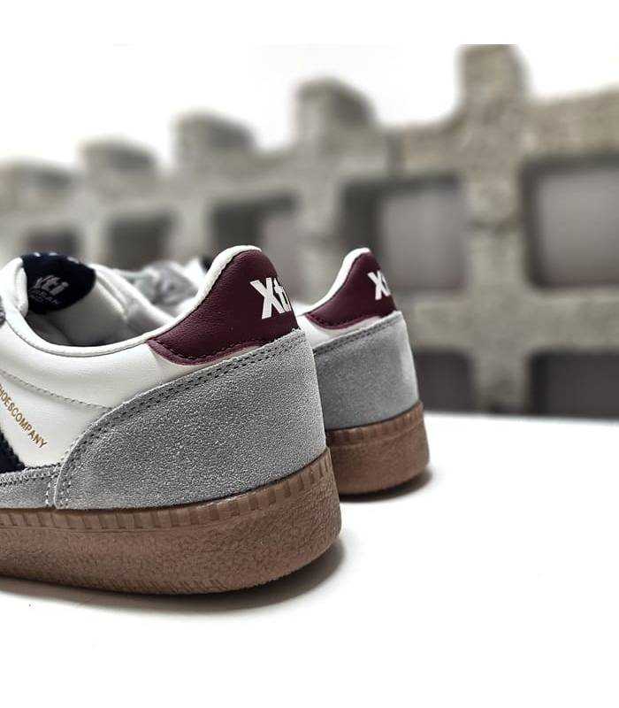 zapatillas deportivas blancas Xti hombre vista trasera completa