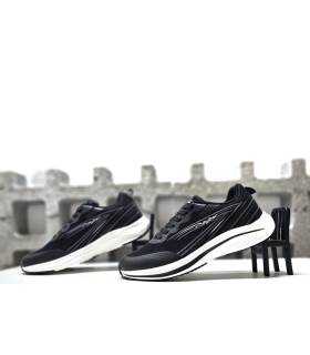 zapatillas running hombre J’hayber negras, vista de dos perfiles