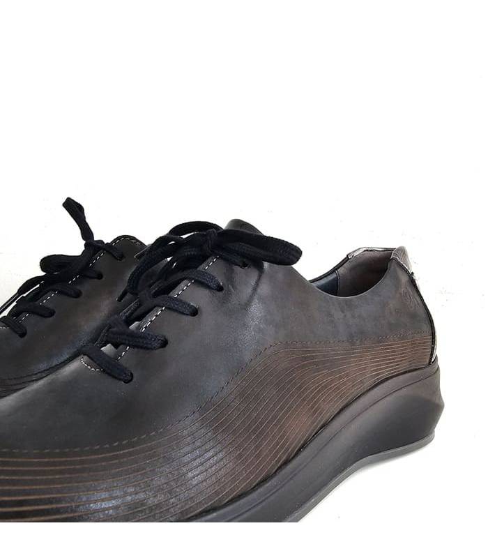 detalle lateral zapatos mujer negros Suave by Leyland invierno
