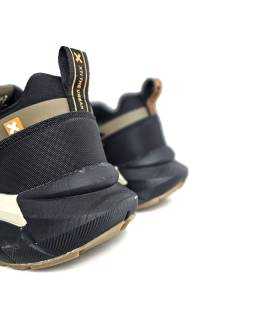 zapatillas casual hombre Xti negro verde detalle talón posterior