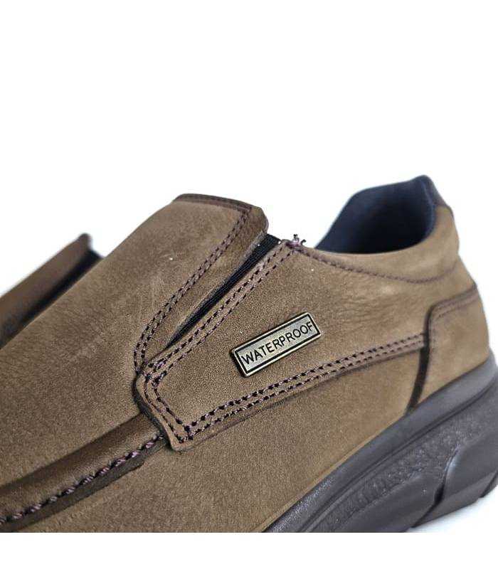 detalle lateral mocasines Luisetti waterproof marrones