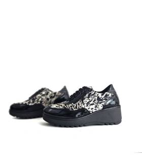 zapatos mujer Dama Nival piel charol animal print, vista de los dos perfiles