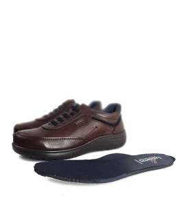 plantilla extraida junto a los zapatos de piel marrones de hombre de Luisetti