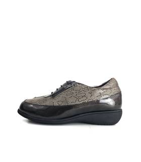 Vista lateral zapatos mujer anchos marrones Doctor Cutillas