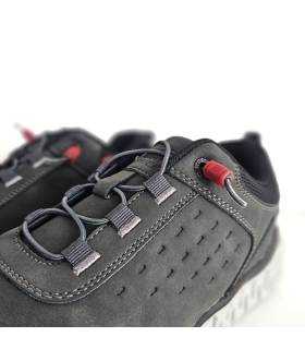 calzado invierno hombre Dockers gris, vista del cierre de cordones elasticos