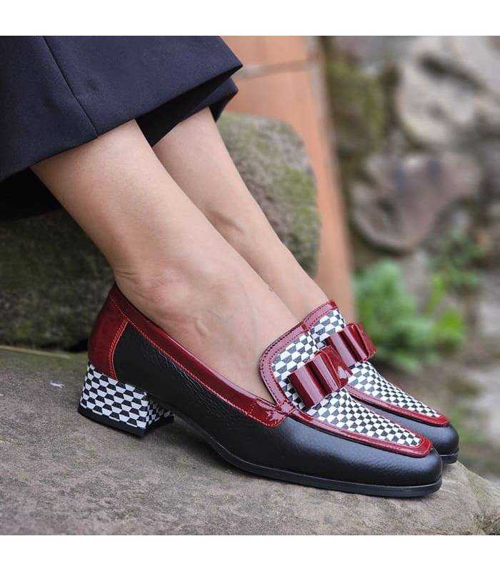 mocasines mujer Jessica Nival piel combinada con ellos puestos
