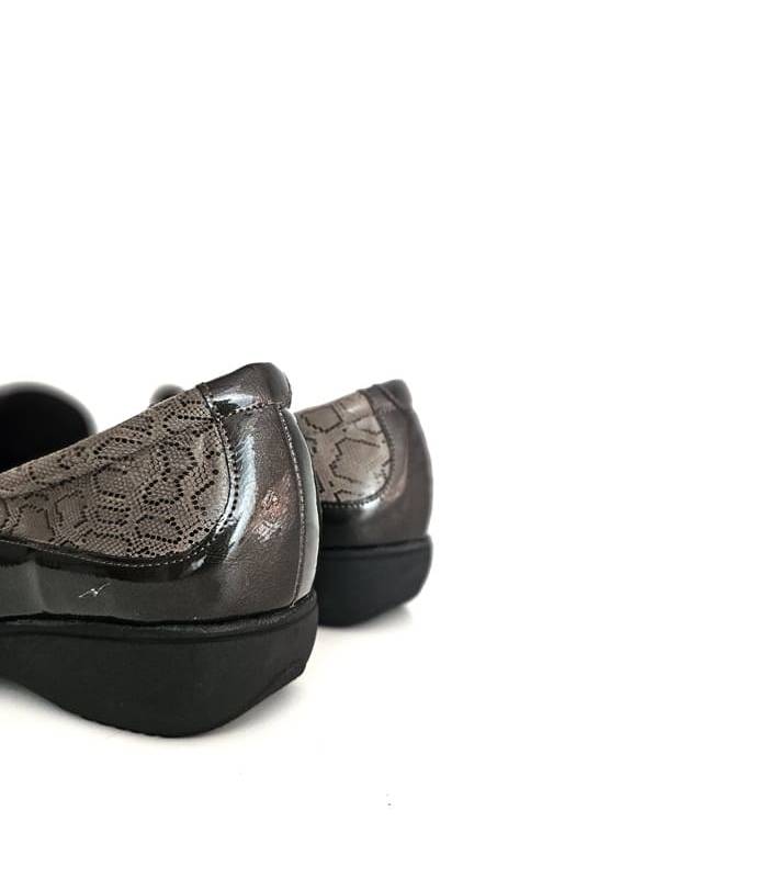 zapatos cómodos Doctor Cutillas taupe, vista trasera