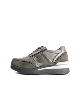 perfil lateral de zapatos taupe MySoft con cuña y cordones