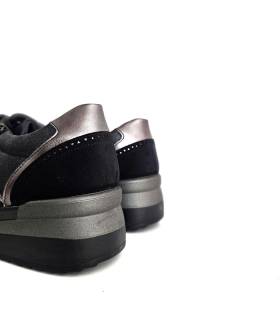 talón de zapatos deportivos negros MySoft con cuña