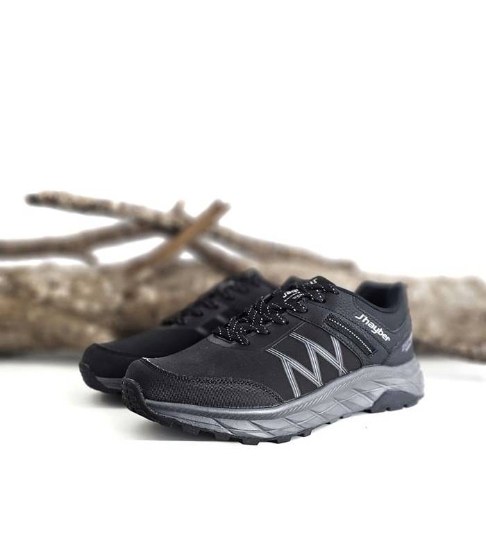 zapatillas trekking hombre negras Racosa J’hayber puestas