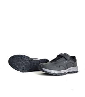 Deportivos J’hayber negros para hombre con suela negra, vista lateral