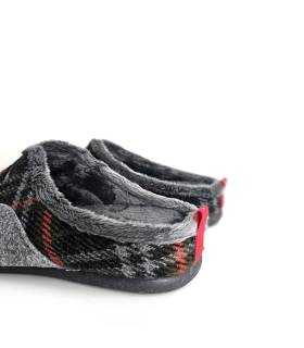 zapatillas casa hombre cuadros invierno con detalle trasero en textil gris y rojo