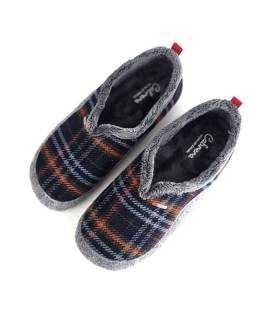 vista superior zapatillas cuadros gris hombre casa Cabrera