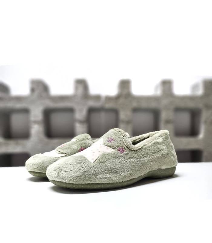 zapatillas casa mujer verdes puestas estrella luna Cabrera