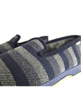 detalle tejido rayas zapatillas invierno hombre Garrido Muro