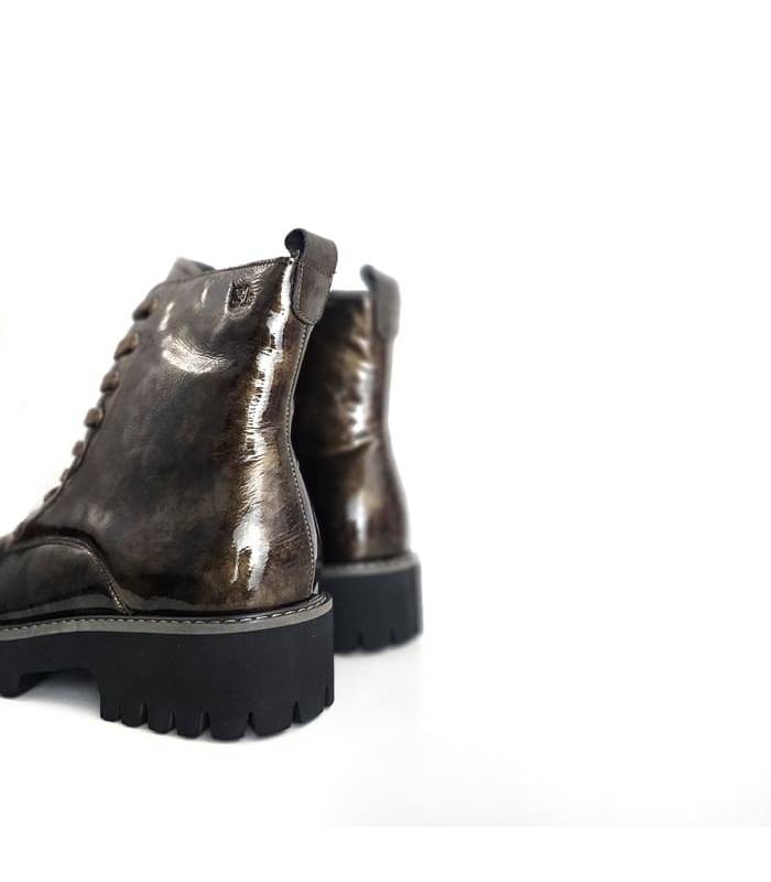 Botas militares mujer piel marrón Treintas vista trasera