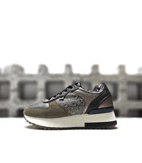 Perfil lateral deportivos mujer taupe Anekke