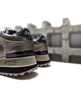Sneakers Anekke plataforma beige talón trasero
