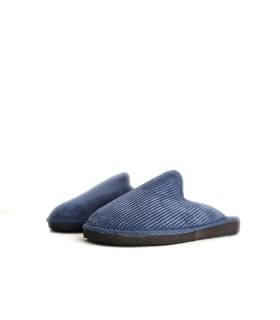 Zapatillas casa mujer pana azul petróleo Pelusin vista diagonal. puestas