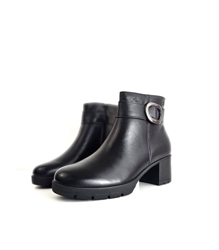 Botines mujer piel negros tacón medio Treintas vistos en perspectiva