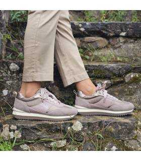 deportivos de mujer color beige comodos de Anekke puestos