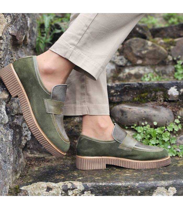 mocasines de piel verdes de mujer para invierno de Nival puestos