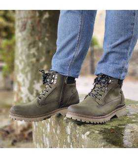 Botas de hombre impermeables verdes casul de Docker by Gerli puestas
