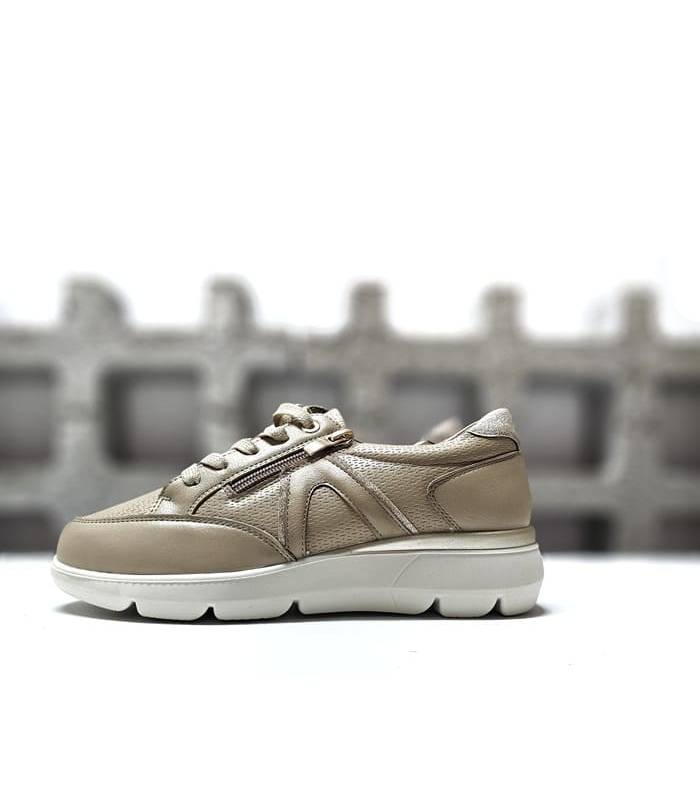 Zapatos deportivos mujer camel Vicmart con cuña ligera