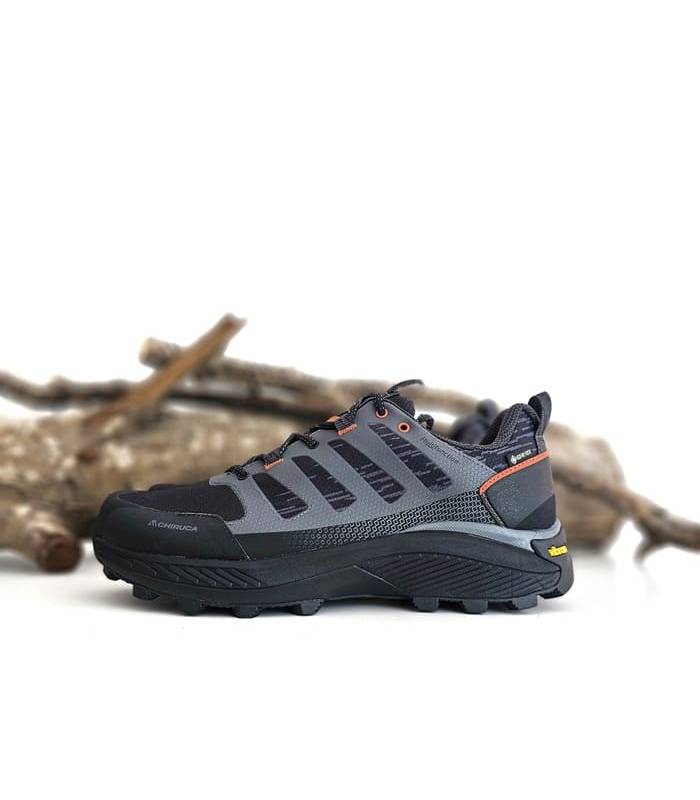 zapatillas senderismo Cenote 01 Chiruca Gore-Tex suela Vibram negras