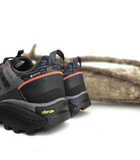 suela Vibram Megagrip zapatillas trekking Cenote Chiruca negras