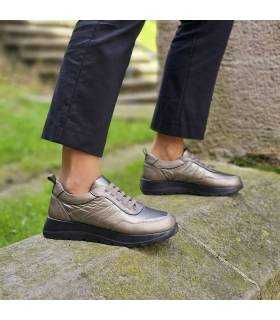 Zapatos deportivos mujer invierno con gomas elasticas en el empine de Vicmart puestos