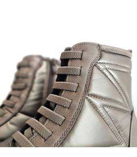 Detalle elásticos botas mujer invierno doradas Vicmart